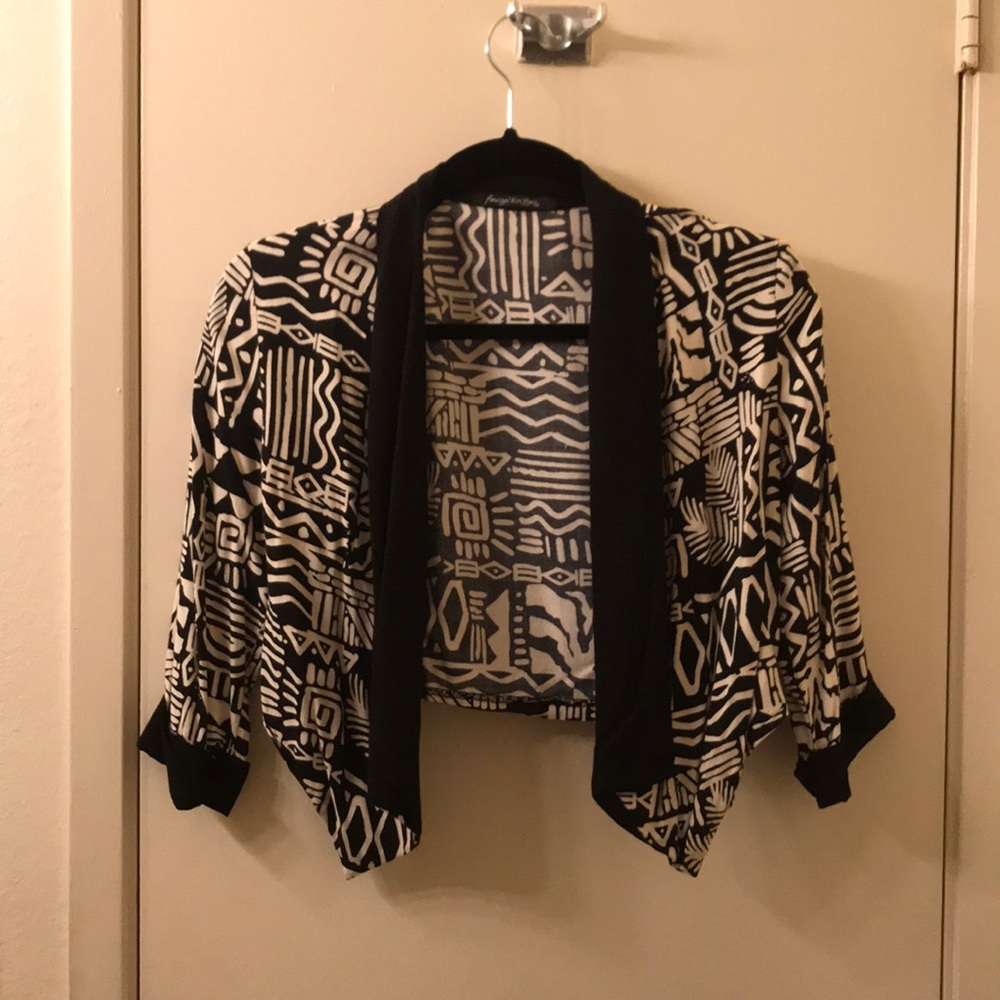 Geometric 3/4 sleeve cropped blazer